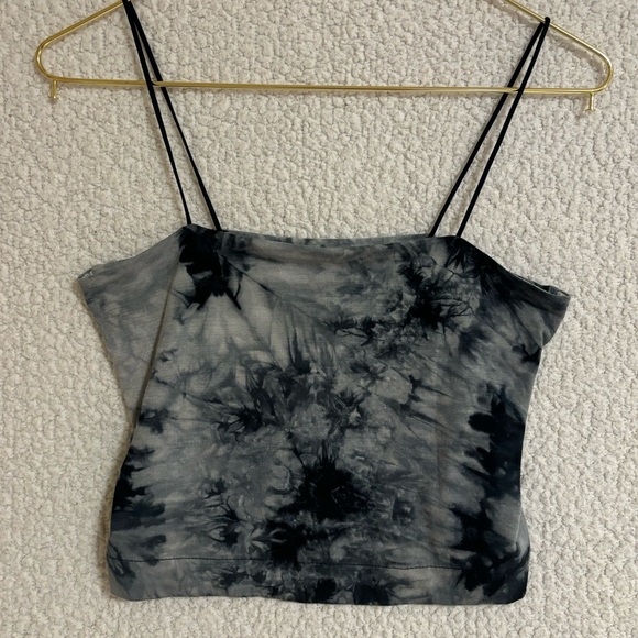 🩷Bungee-Strap Crop Cami (Blue) - Picture 2 of 15
